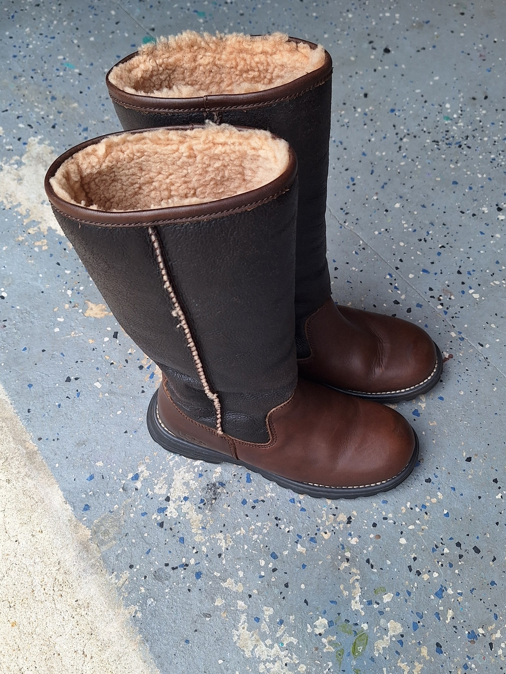 UGG Women's Dark Brown Leather Shearling-Lined Winter Boots